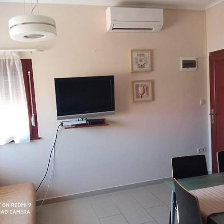 Ferienwohnung Besenyei Apartman Sárvár Exterior foto