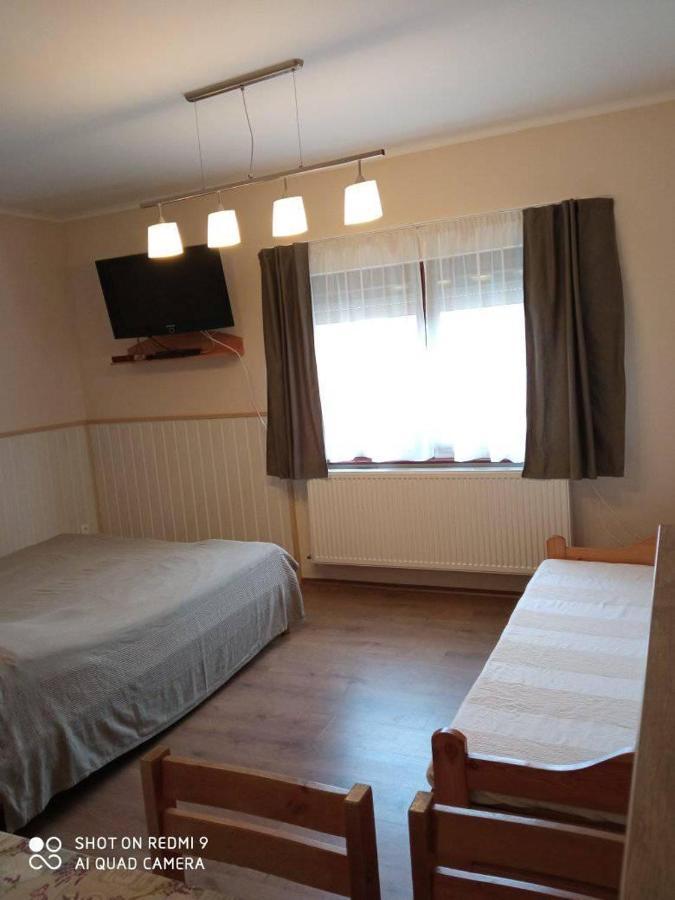 Ferienwohnung Besenyei Apartman Sárvár Exterior foto